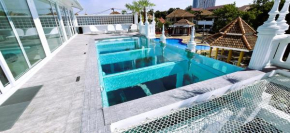 STARLAND Luxury Pool Villa Pattaya Walking Street 8 Bedrooms